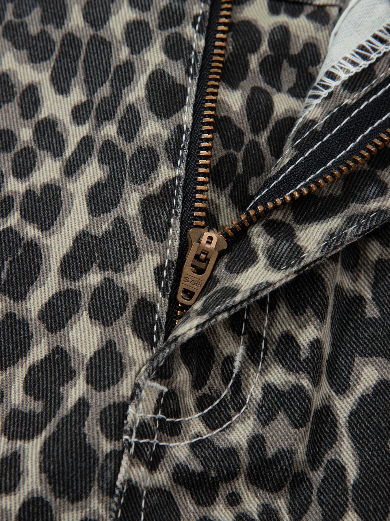 Leopard Print High Waist Barrel Jeans