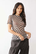 Davi & Dani Checker Board Printed Mesh Short Sleeve Top