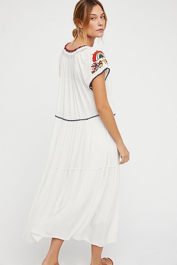 Women Spring and Summer Bohemian Vacation Embroidered Lace Cake Dress Traction Dress