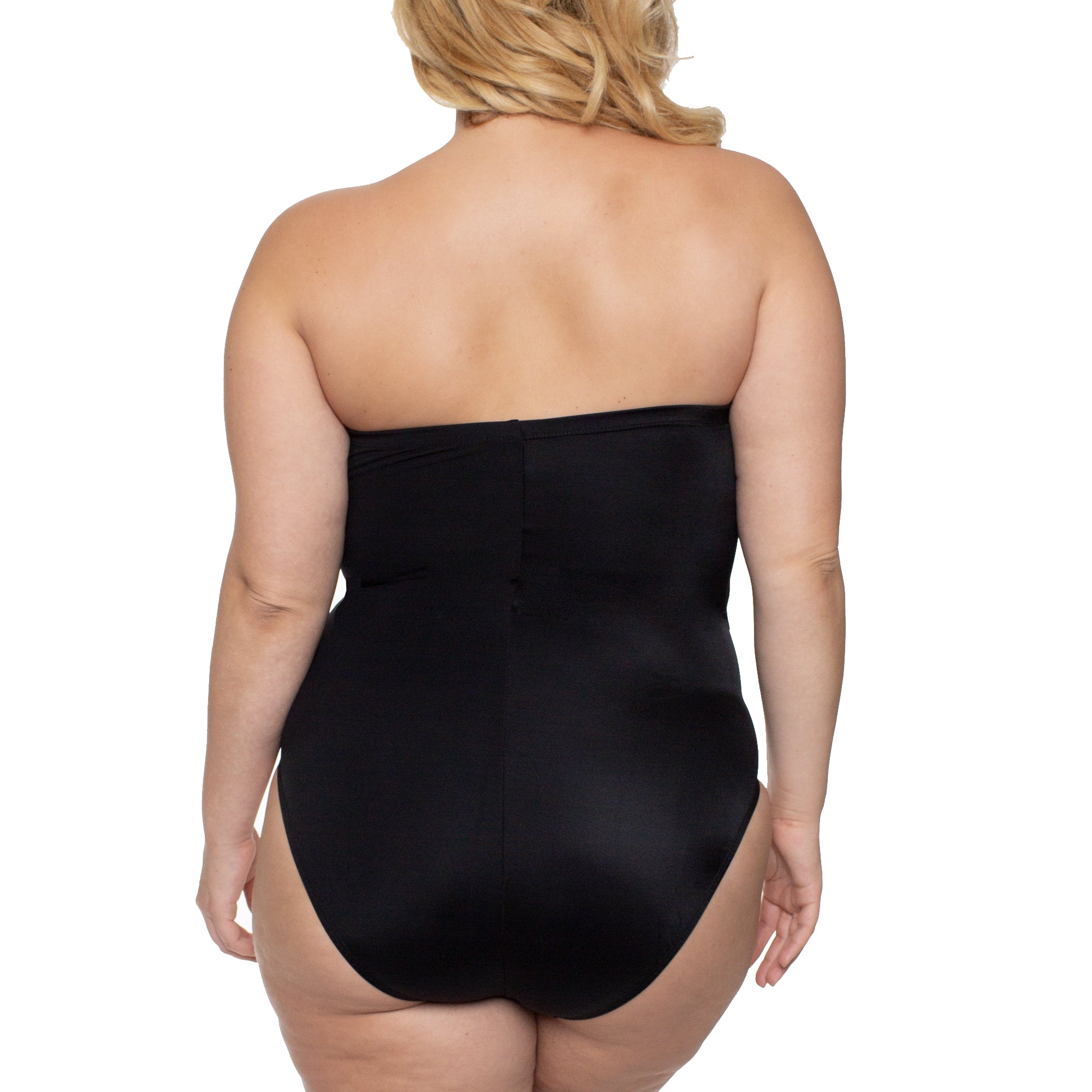 InstantFigure Plus Size Contrast Twist Front One Piece Swimsuit 13559PC