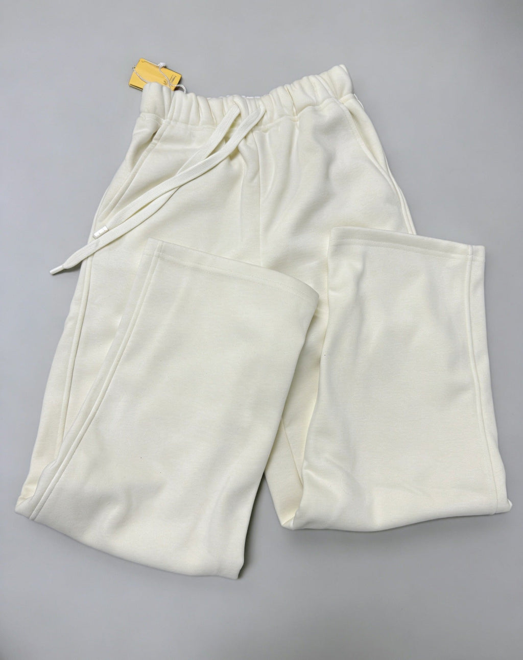 Ladies' Fashionable Sleepwear Versatile