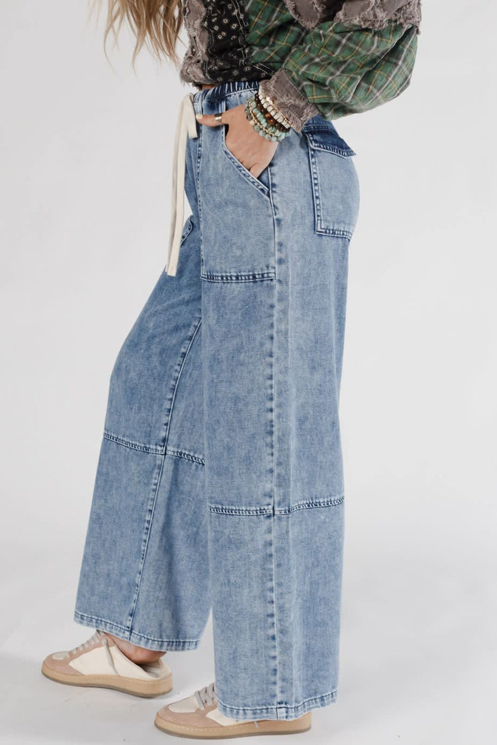 Acid Wash Exposed Seam Drawstring Elastic Waistband Jeans