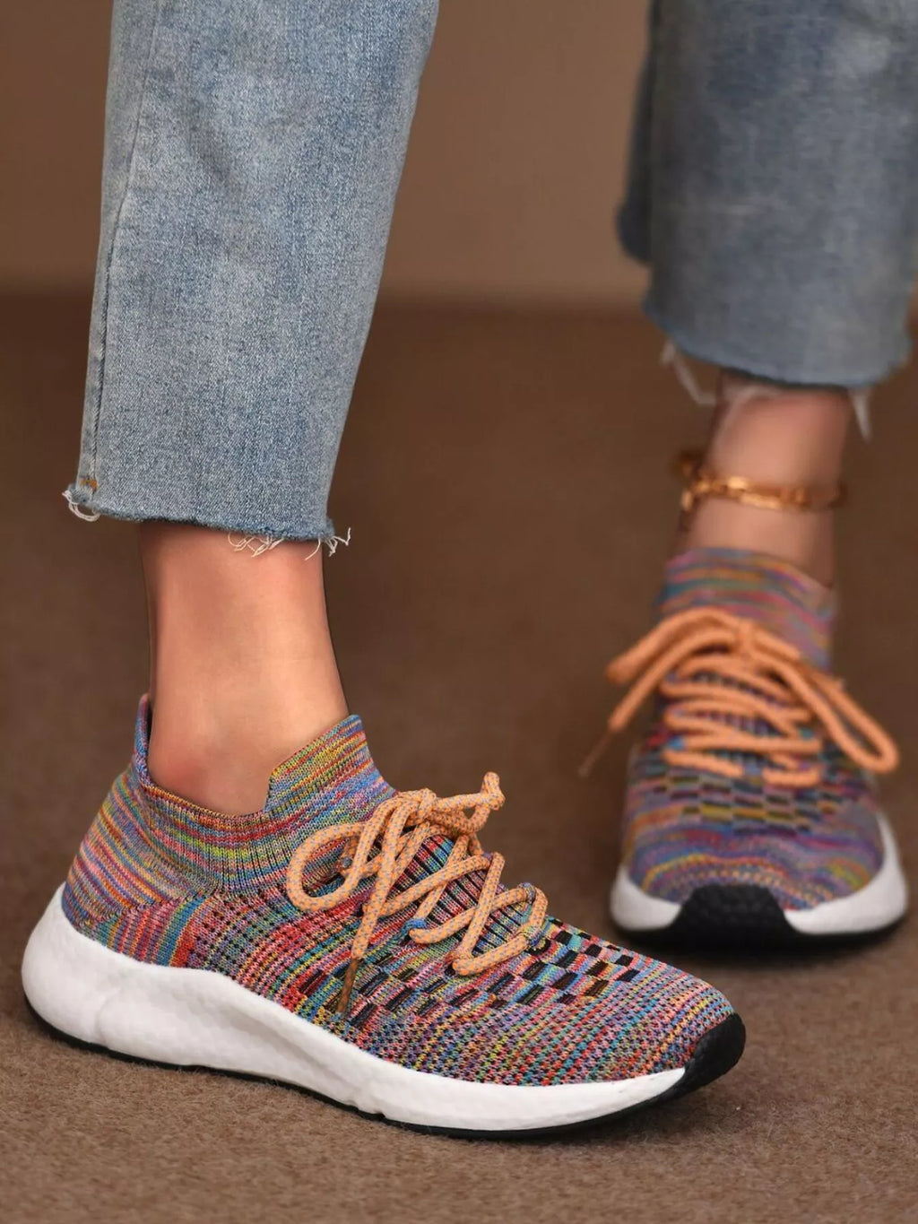 Round Toe Lace Up Athletic