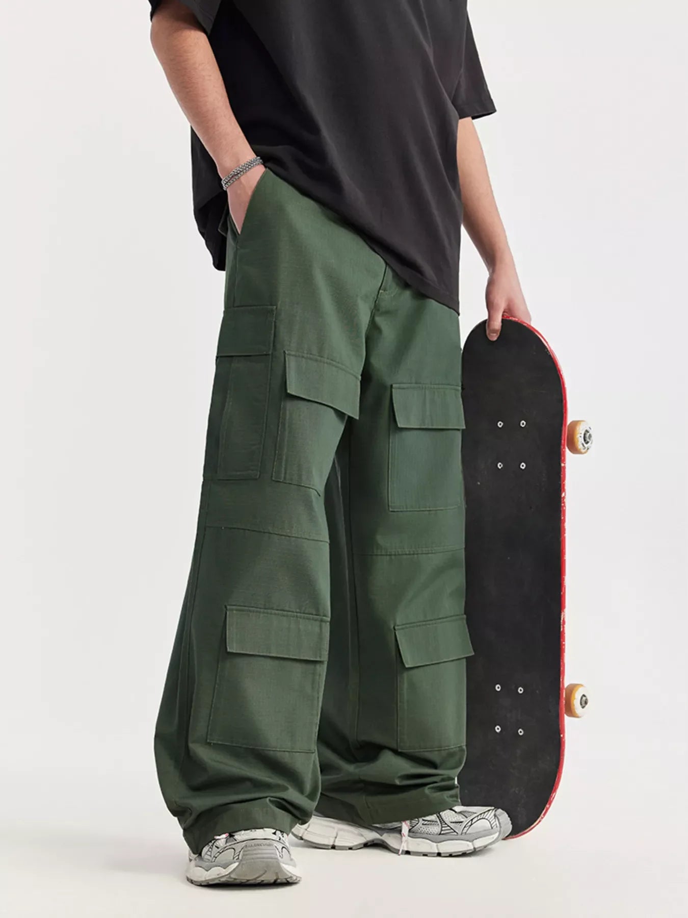 Men's Loose Fit Cargo Pants