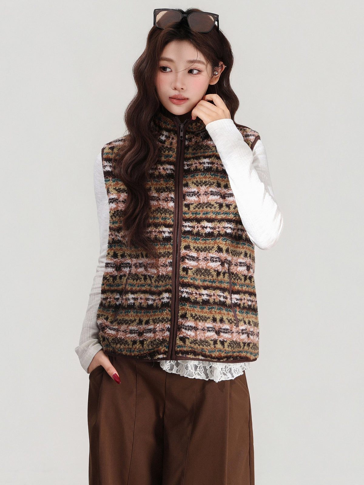 Retro Stand-collar Lamb Wool Vest Women's Cardigan Jacket For Autumn And Winter Layering