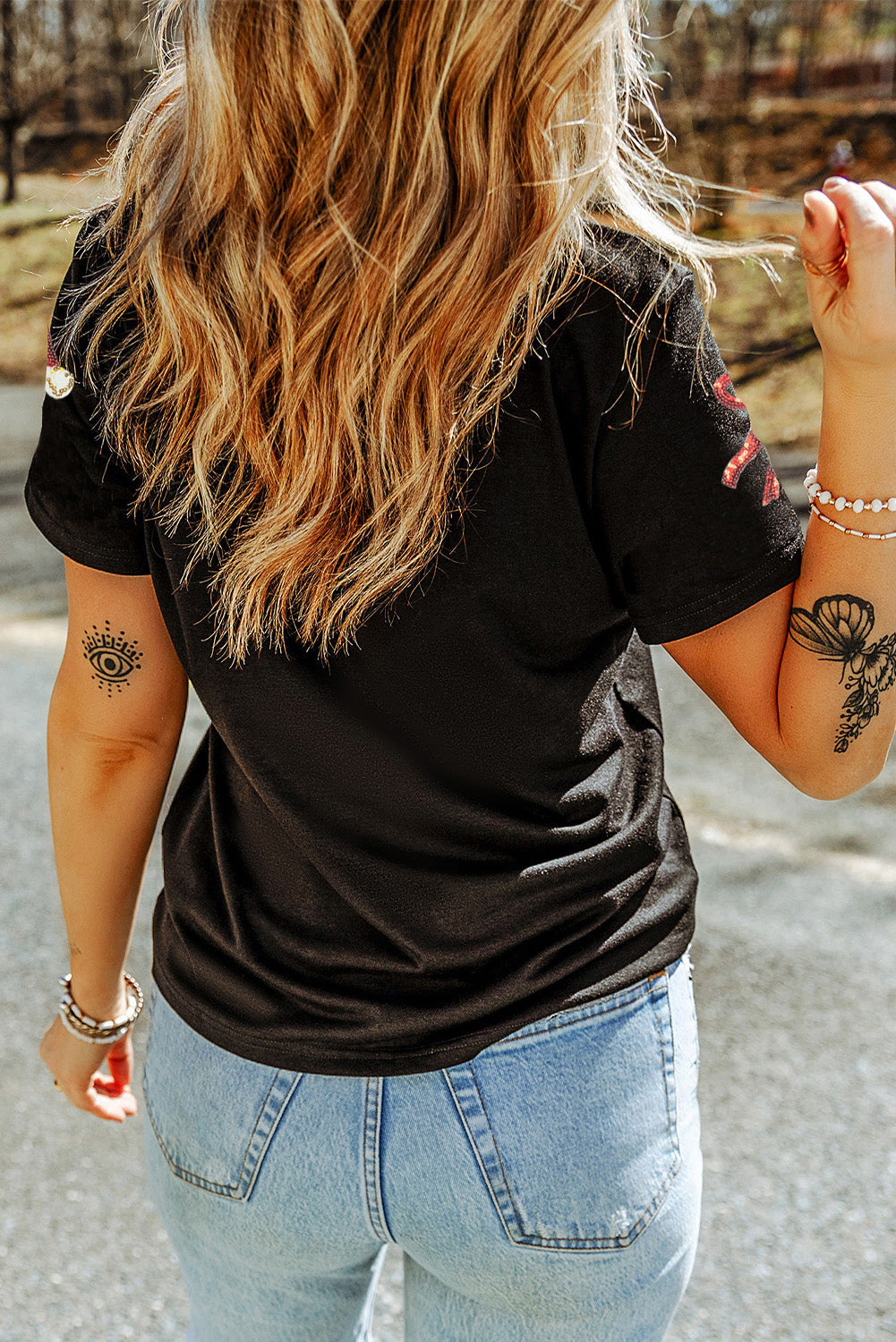 Black Sequin Christmas Bow Santa Claus Patched T Shirt