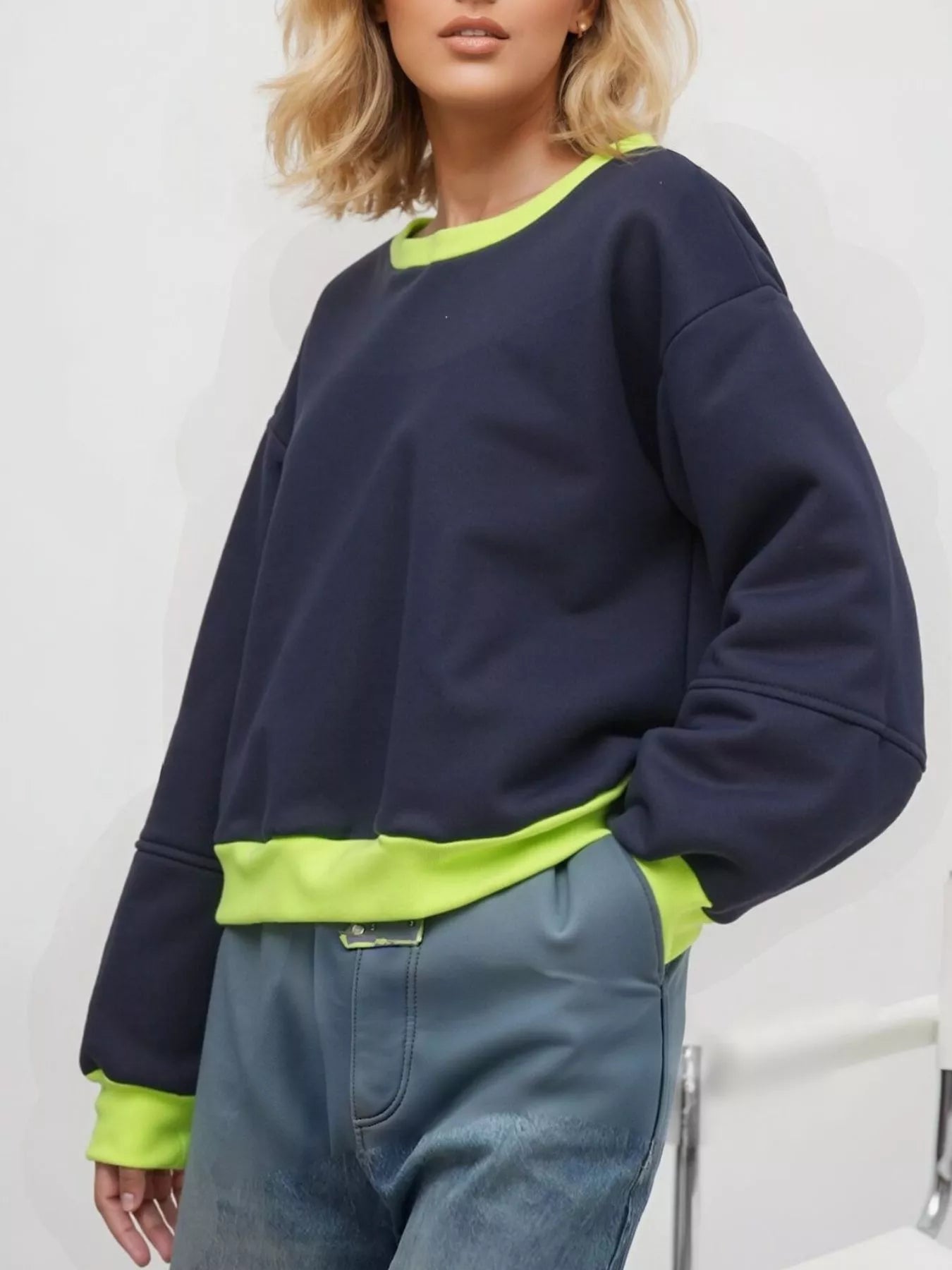 Contrast Trim Oversized Sweatshirt