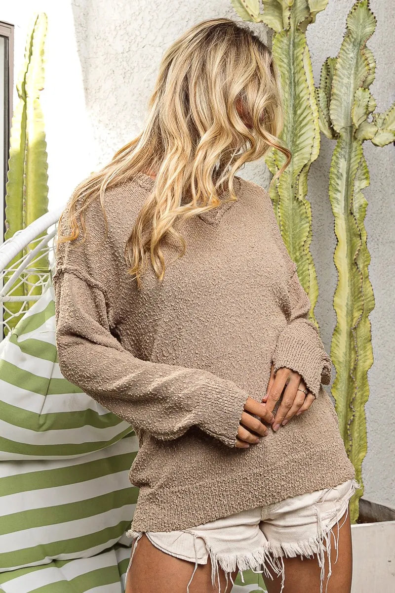 BiBi Raw Edged Popcorn Texture V-neck Sweater