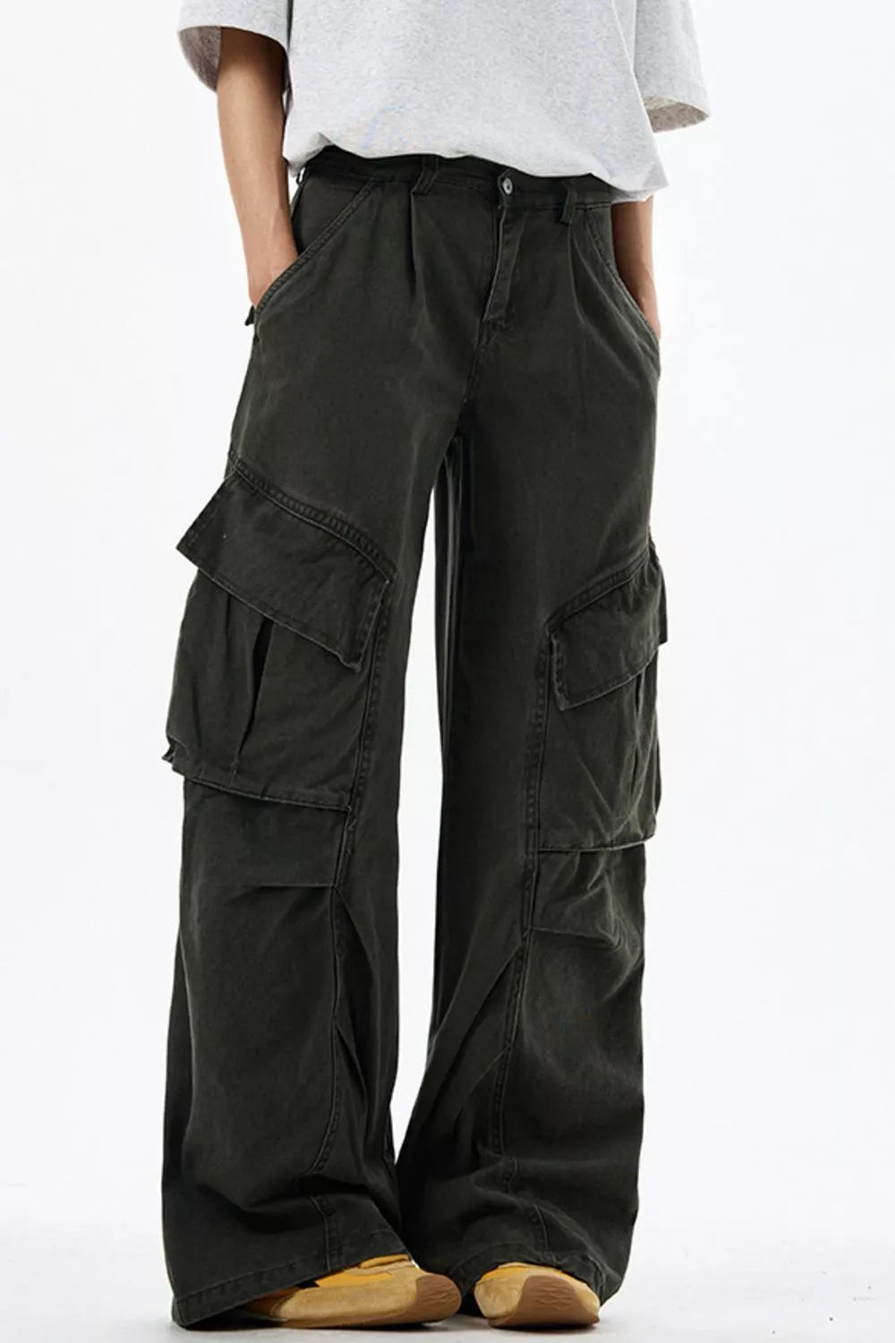 Men's Loose Fit Multi-Pocket Cargo Pants