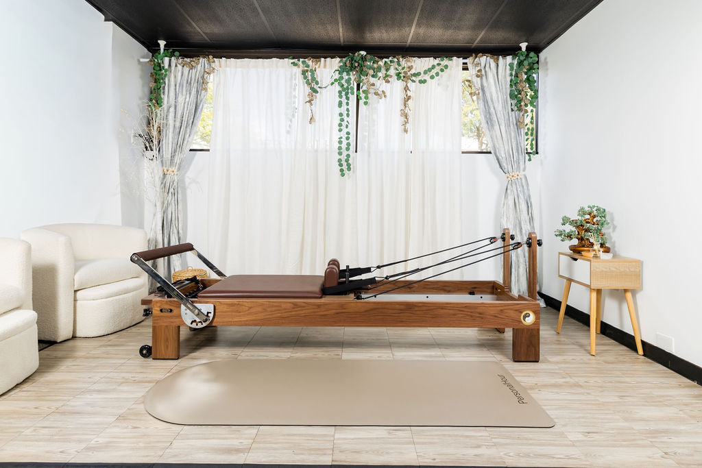 Nano La Force Plus - Premium Walnut Studio Reformer - RE027