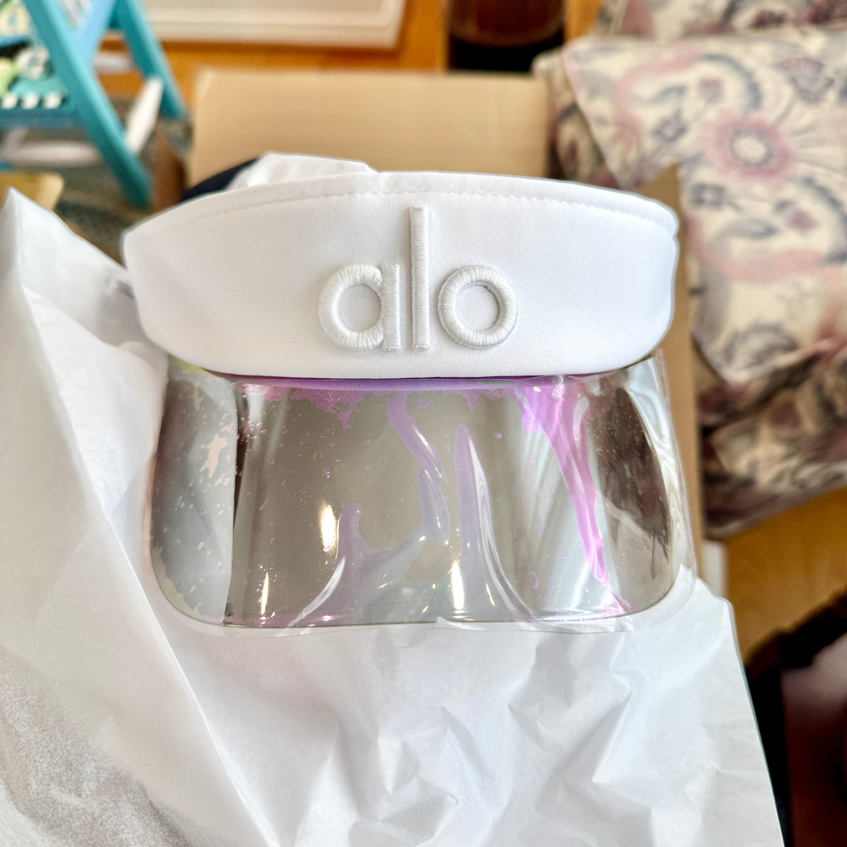Alo Yoga Airlift Solar Visor - White
