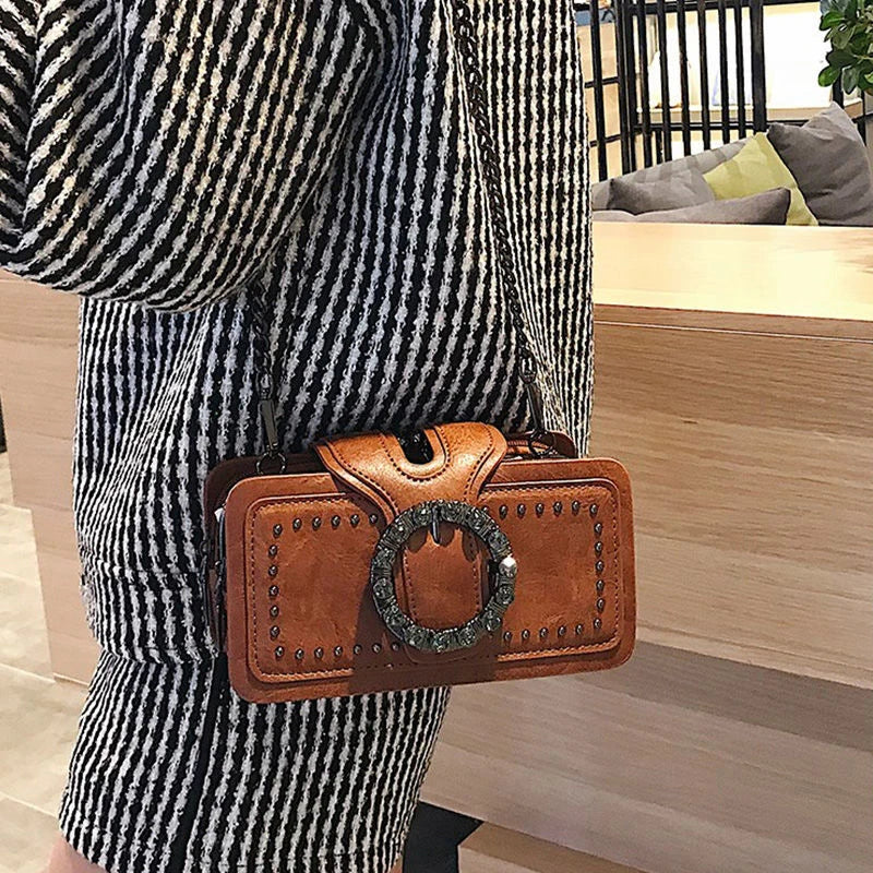 Vintage Round Rhinestone Buckle Shoulder Bag | Fashion Punk Design Top-Handle Crossbody Bag (Popular Rivets Decor Purse for Women)