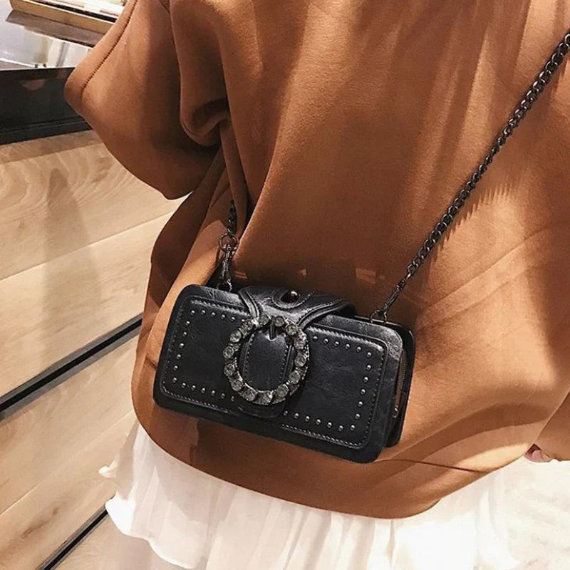 Vintage Round Rhinestone Buckle Shoulder Bag | Fashion Punk Design Top-Handle Crossbody Bag (Popular Rivets Decor Purse for Women)