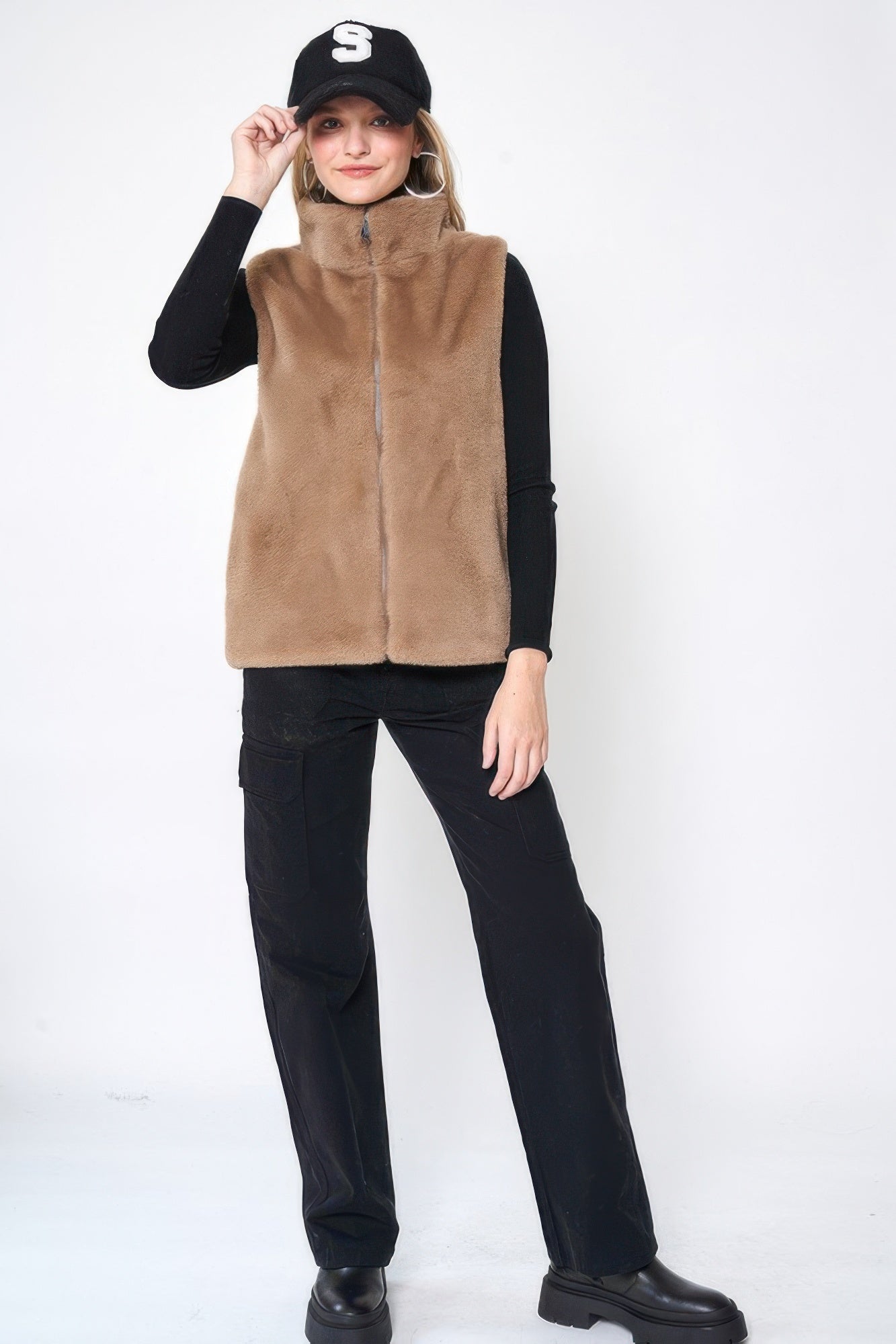 Solid Faux Fur Vest See size chart under “more details”