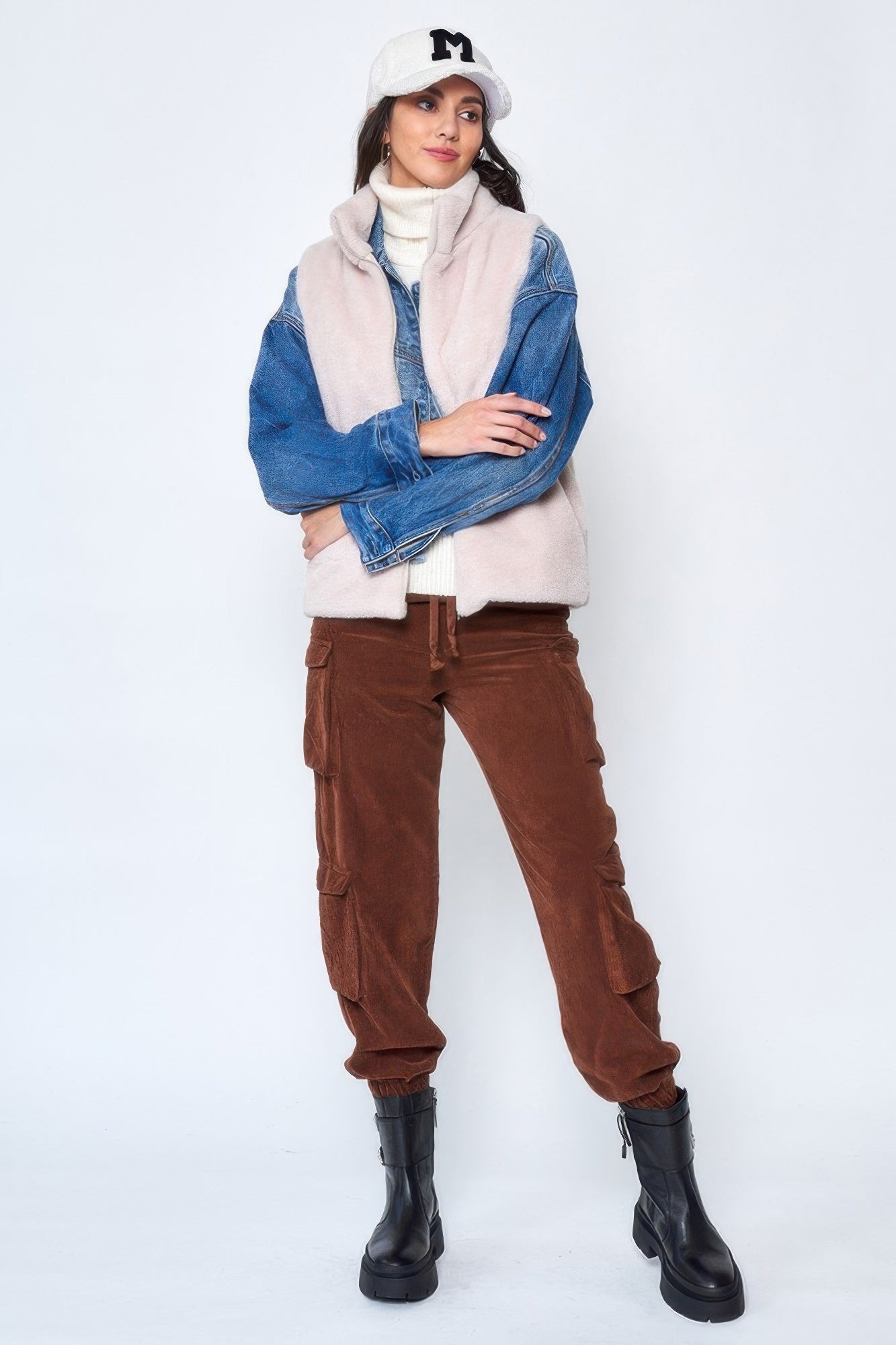 Solid Faux Fur Vest See size chart under “more details”