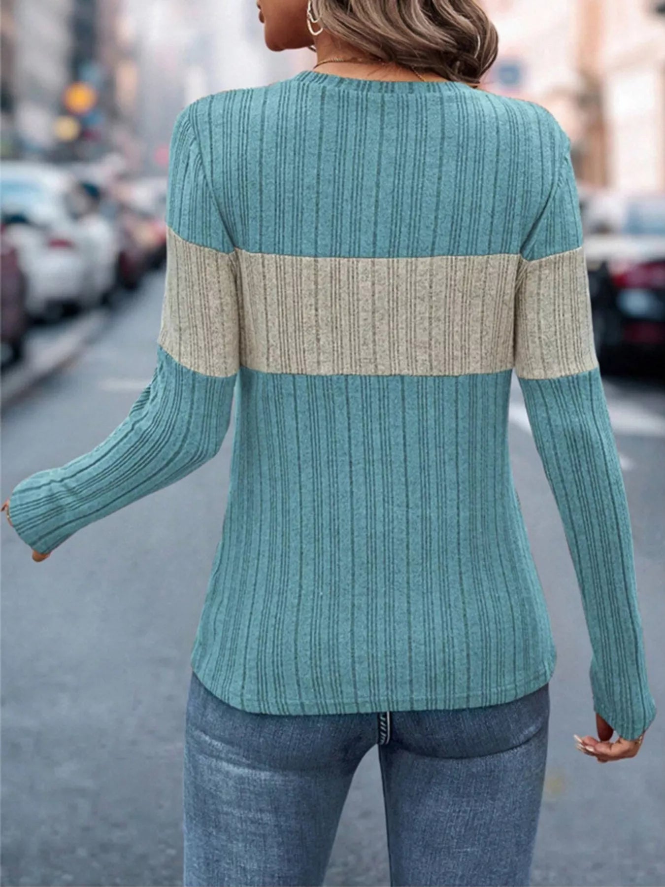 Color Block Round Neck T-Shirt