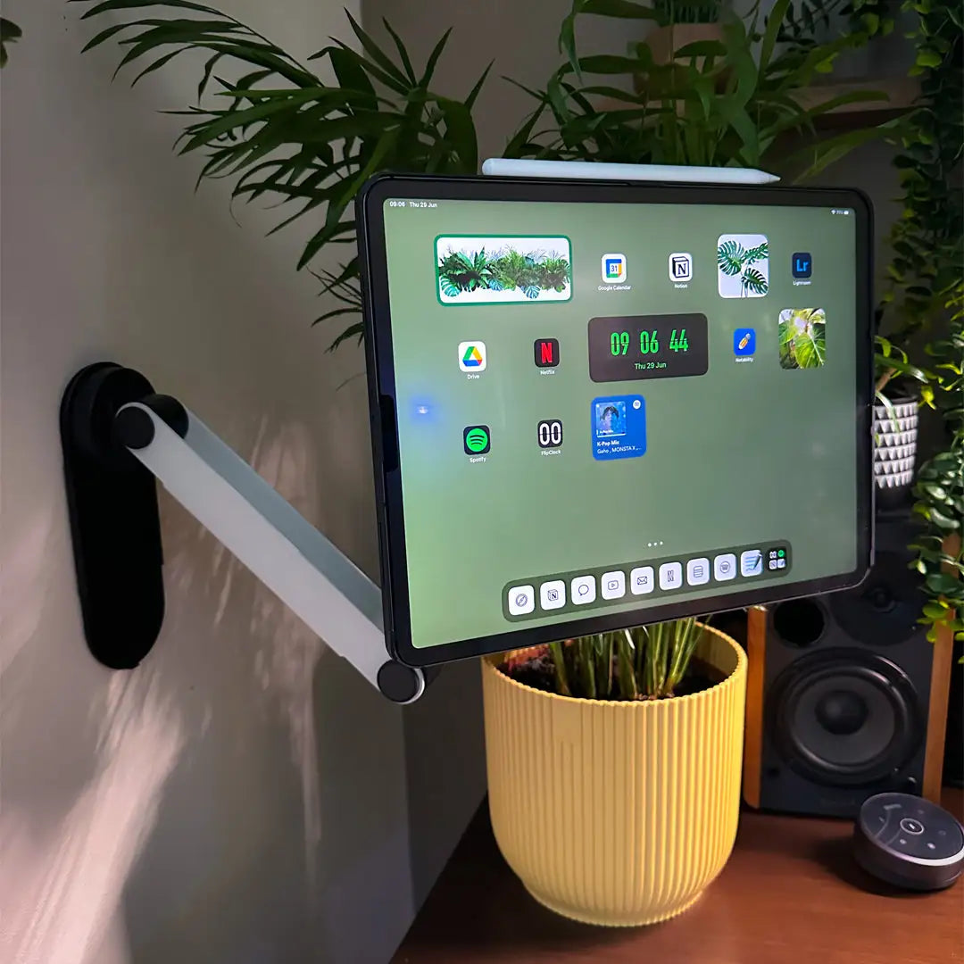 Fansdreams™ Wall Mount Adjustable Magnetic Phone & Tablet Holder