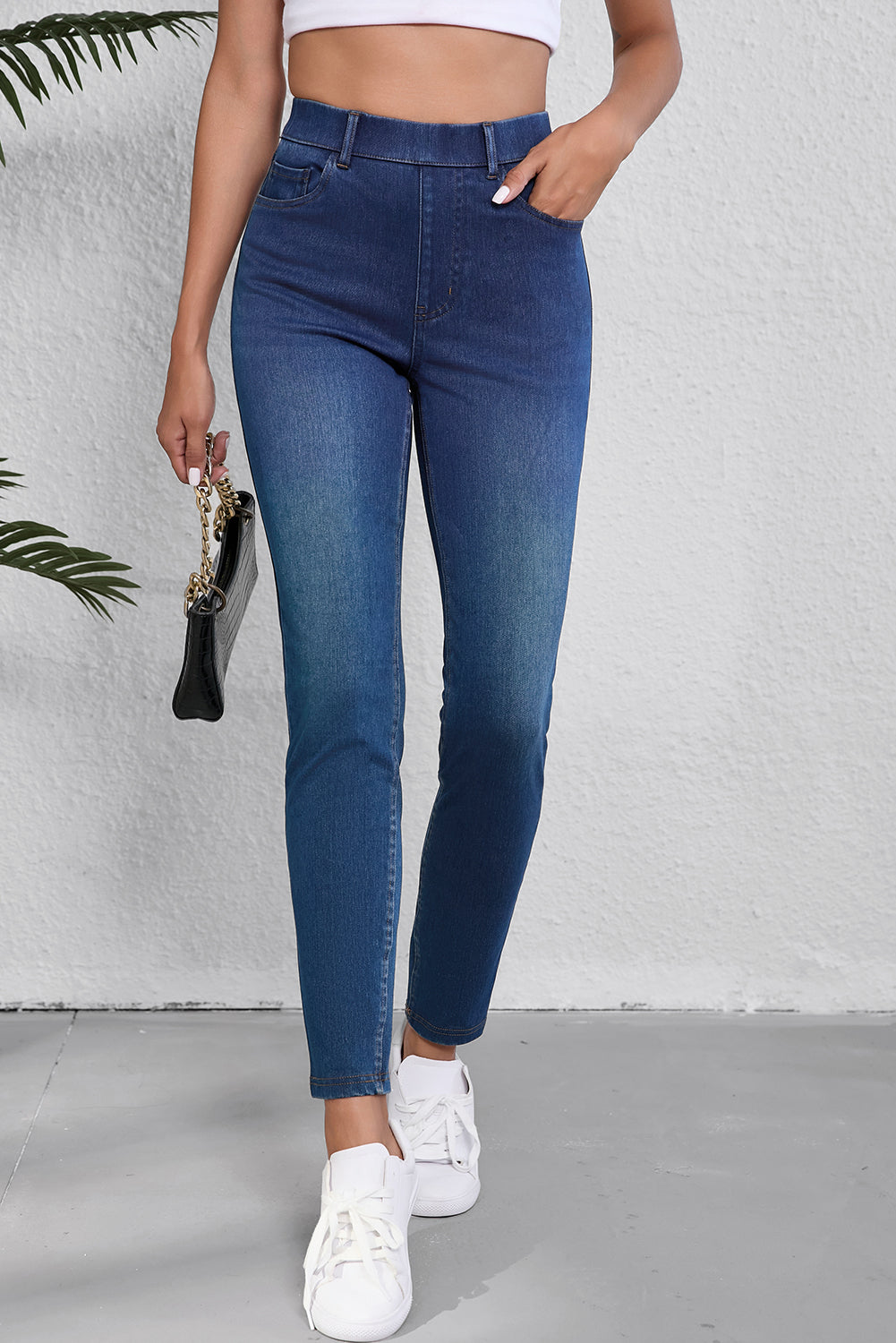Multiple Pockets Straight Leg Washed Stretchy Knit Casual Jeans
