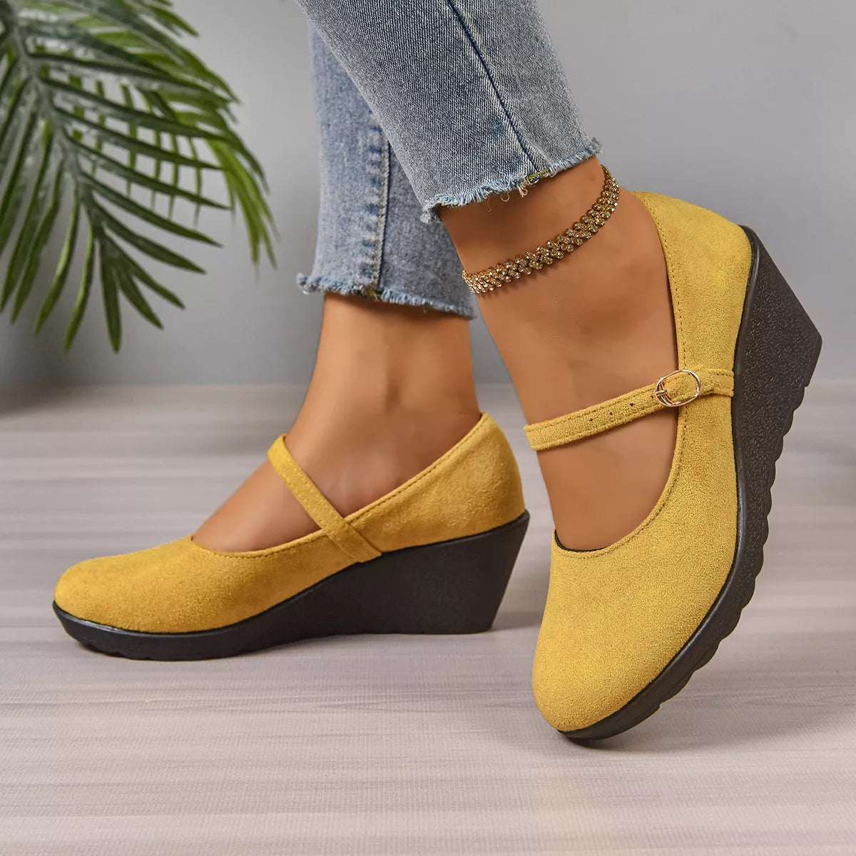 Round Toe Wedge Loafers