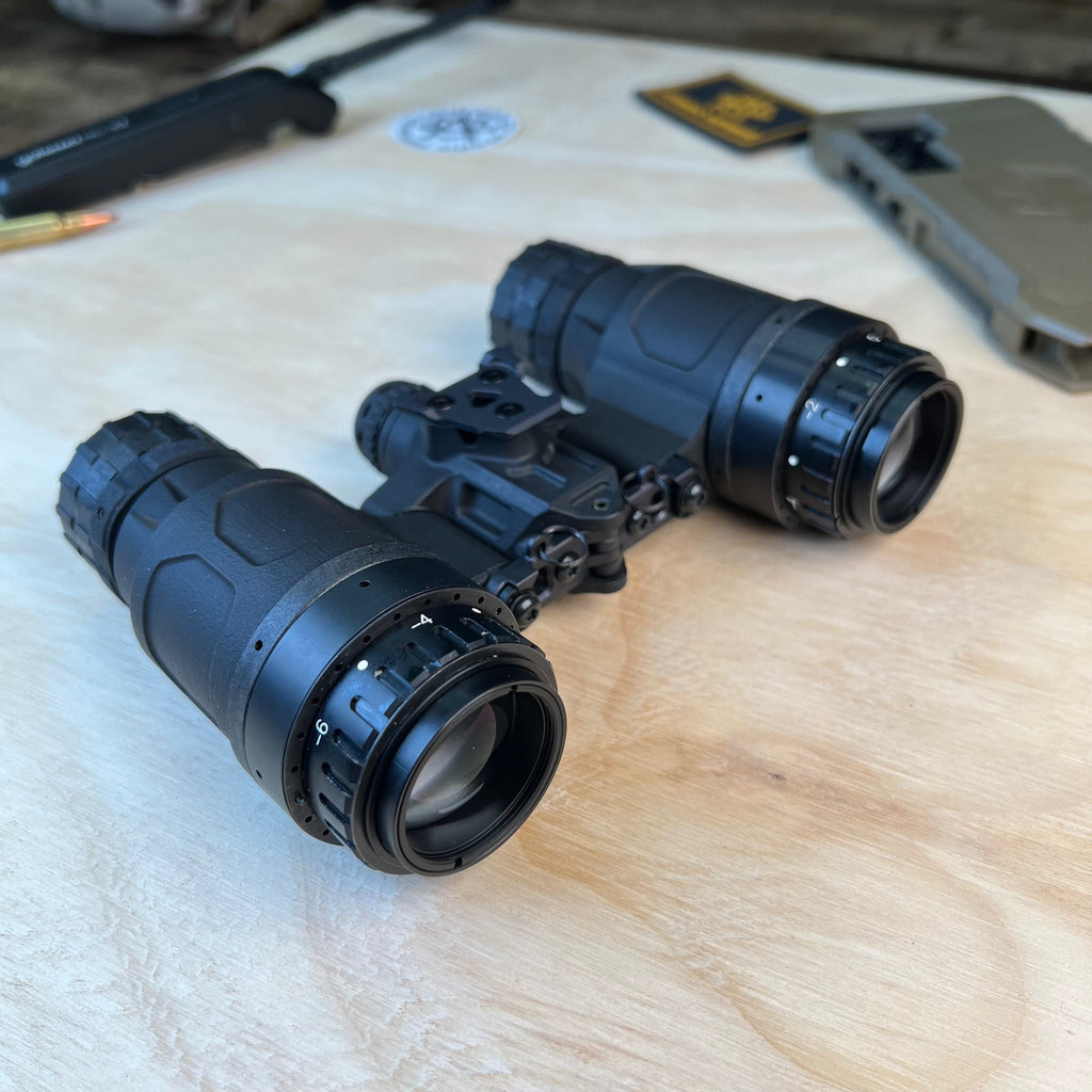 Nocturn Industries Katana | Up to 3000 FOM Gen 3 White Phosphor & 15oz | 100+ Hour Battery