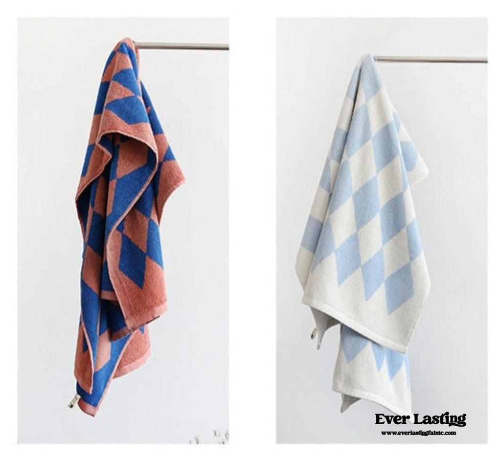 Thin Striped Towel and Bathrobe Set