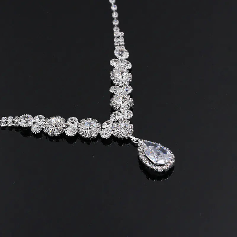 Luxury Zirconia Waterdrop Necklace and Earrings Set